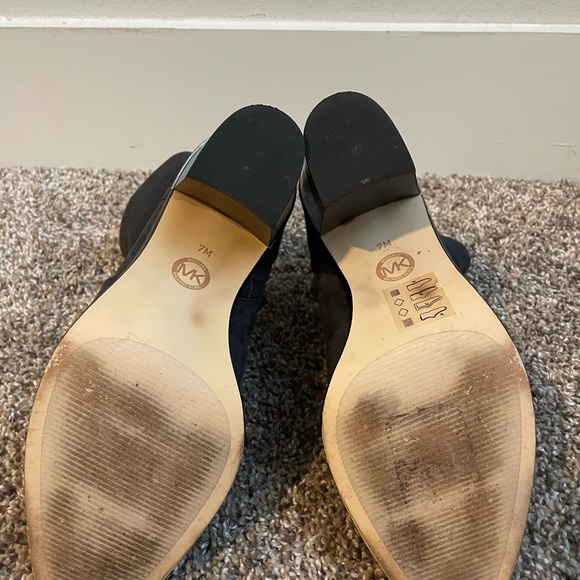 Gray Suede ankle Michael Kors booties - Picture 10 of 11